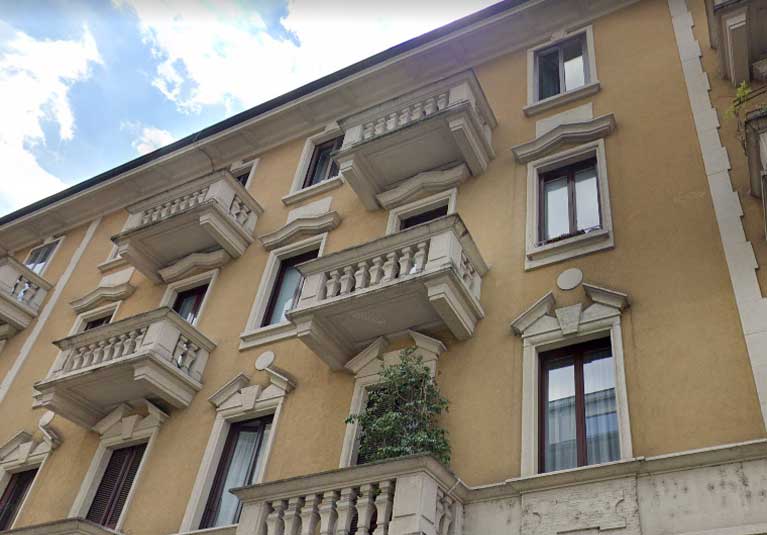 Avv Capecelatro Via Spartaco Milano